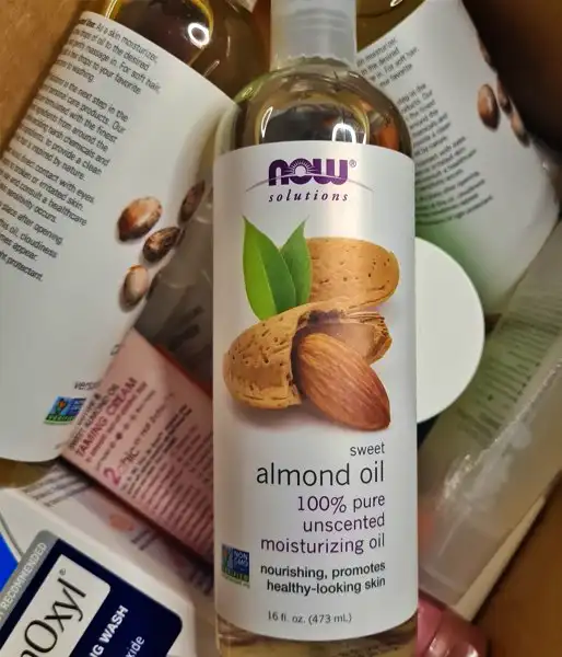زيت اللوز الحلو من اي هيرب | افضل 9 منتجات تستحق التجربة للشعر والبشرة
