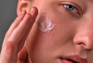 أفضل مرطب للبشرة الدهنية وغسول من اي هيرب